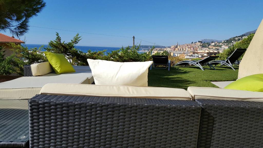 Cap Au Sud,Vue Panoramique Mer,Piscine Menton Exteriör bild
