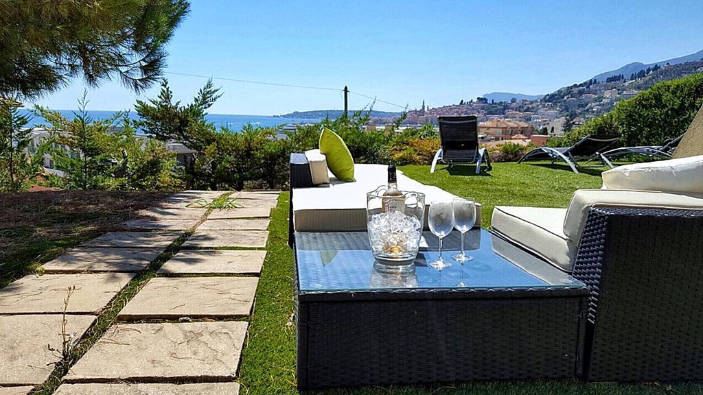 Cap Au Sud,Vue Panoramique Mer,Piscine Menton Exteriör bild
